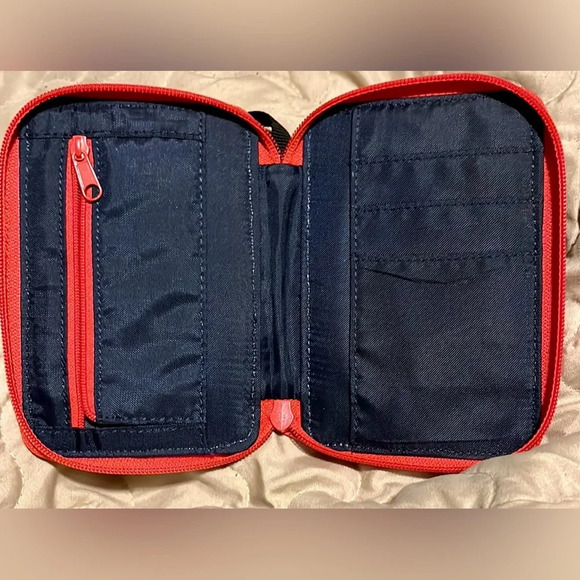 Kavu Desert Quilt Wallet - Picture 6 of 11